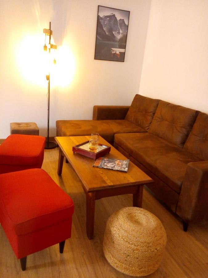 Champeix, Maison Confort 6 Personnes Ferienhaus *