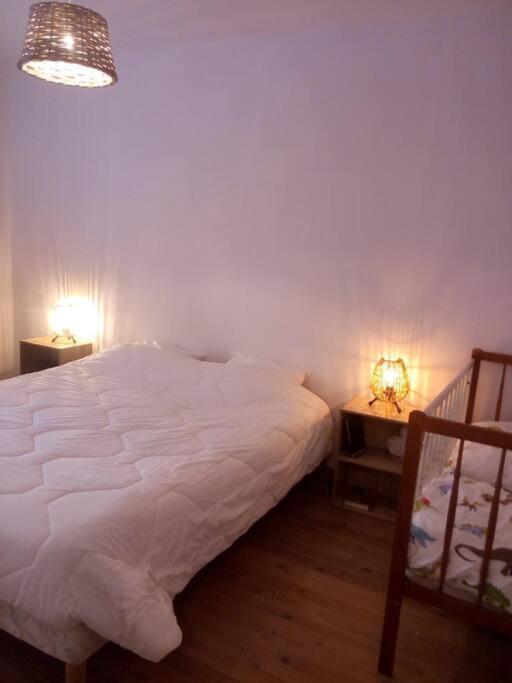 Champeix, Maison Confort 6 Personnes Holiday home Champeix